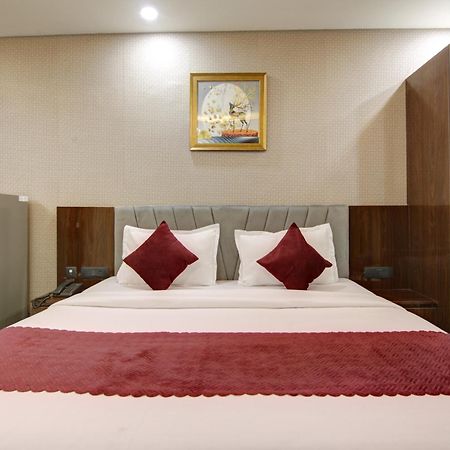 Limewood Stay - Millennium Huda City Center Gurgaon Exterior foto