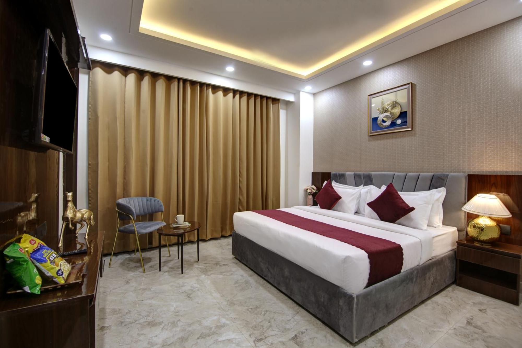 Limewood Stay - Millennium Huda City Center Gurgaon Exterior foto